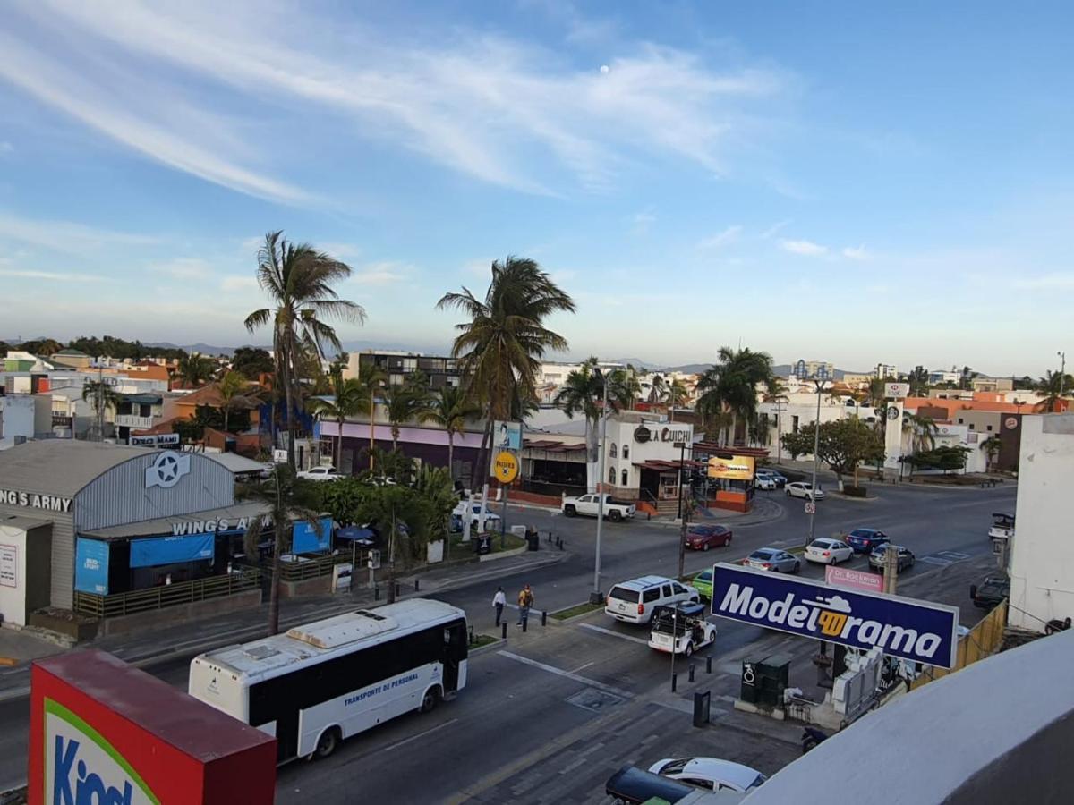 Zona Dorada Suites Mazatlán Eksteriør bilde