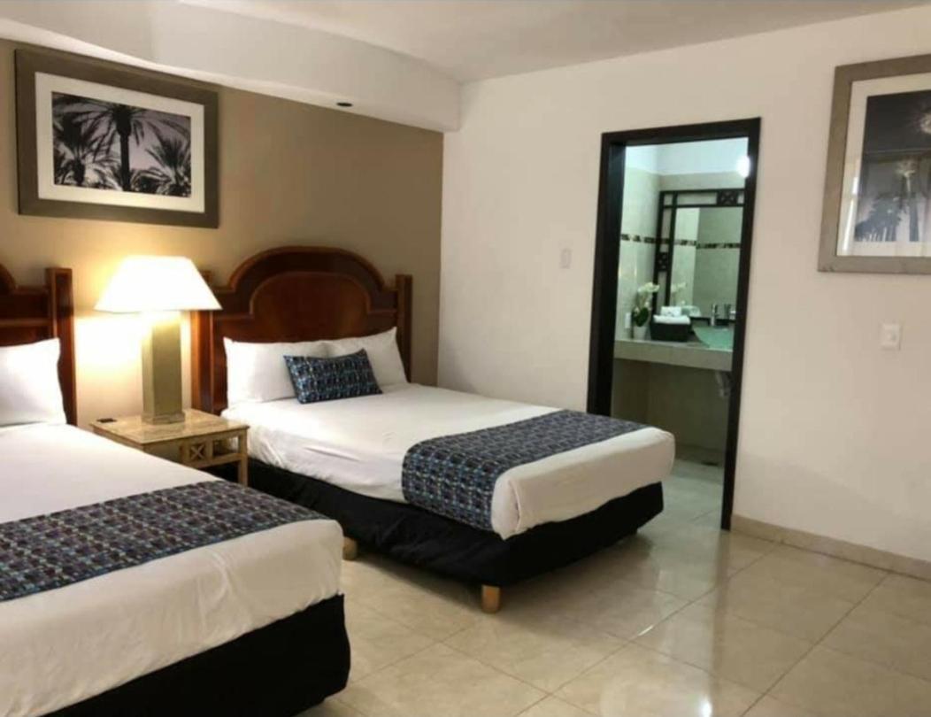 Zona Dorada Suites Mazatlán Eksteriør bilde