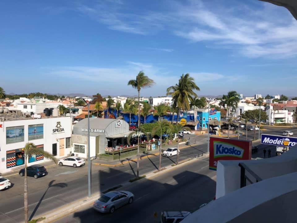 Zona Dorada Suites Mazatlán Eksteriør bilde