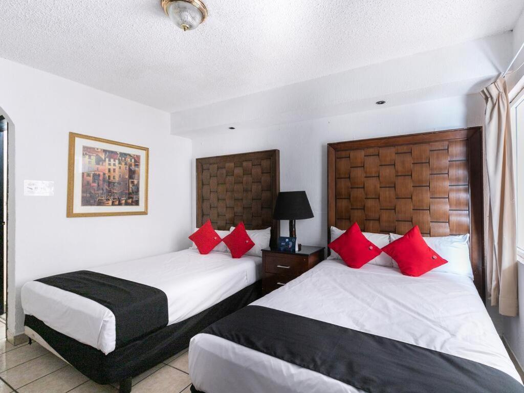 Zona Dorada Suites Mazatlán Eksteriør bilde